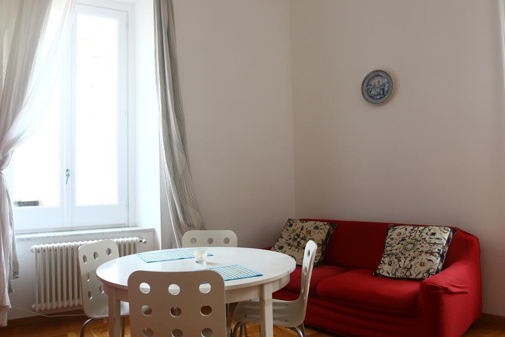 Ventaglieri 74 By Dimorra Bed & Breakfast Naples